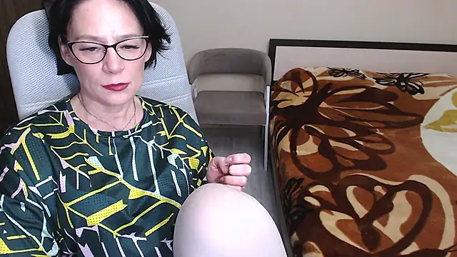 Snapshot of BelovedLady chatting on March 7, 2:56 pm BelovedLady online show from March 7, 2:56 pm
