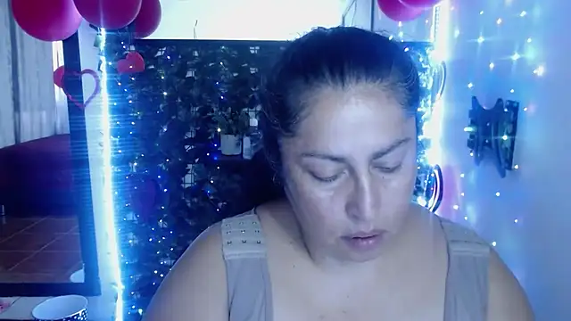 Snapshot of Keyla01_ chatting on February 4, 9:31 pm Keyla01 online show from February 4, 9:31 pm