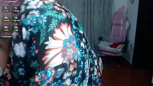 Snapshot of Keyla01_ chatting on February 7, 1:15 am Keyla01 online show from February 7, 1:15 am