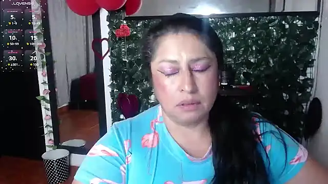 Snapshot of Keyla01_ chatting on February 9, 6:33 am Keyla01 online show from February 9, 6:33 am
