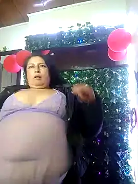 Snapshot of Keyla01_ chatting on February 9, 9:37 am Keyla01 online show from February 9, 9:37 am
