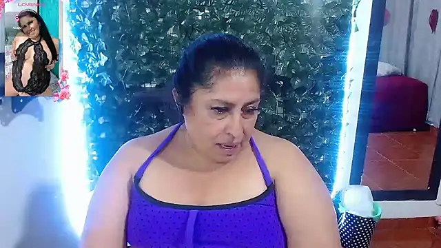 Snapshot of Keyla01_ chatting on March 8, 11:37 am Keyla01 online show from March 8, 11:37 am
