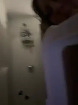 Snapshot of sage_love chatting on January 8, 12:05 pm sage love online show from January 8, 12:05 pm