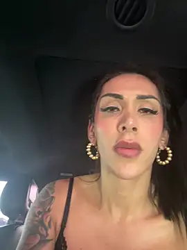 Snapshot of morganaramirez chatting on December 18, 5:52 pm morganaramirez online show from December 18, 5:52 pm