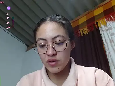 Olivia Bright online show from May 21, 10:33 am