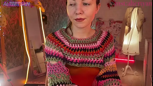 altertyan online show from May 13, 9:44 pm