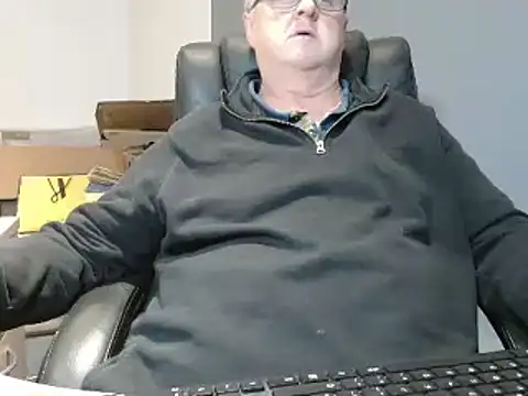 bigbadjon69 online show from December 23, 2:39 pm