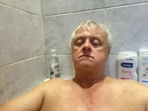 bigbadjon69 online show from April 29, 10:41 am