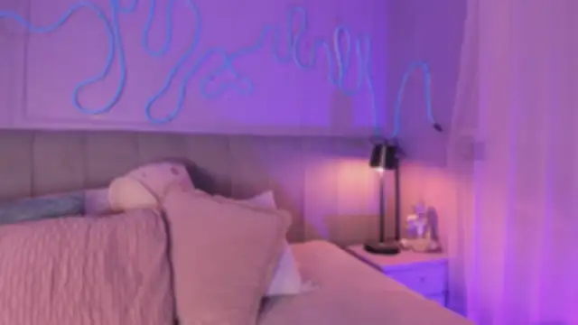 Sofly s online show from December 17, 12:11 pm