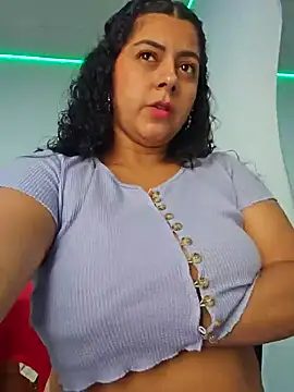Snapshot of Mary_pinkish chatting on December 3, 9:34 pm Mary pinkish online show from December 3, 9:34 pm