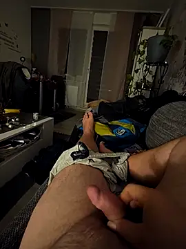 Paul10112 online show from February 7, 12:14 am