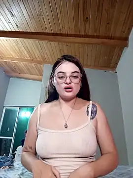 Emmacut online show from March 30, 11:17 pm