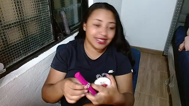 Snapshot of tatiana_wd chatting on October 2, 1:56 am tatiana wd online show from October 2, 1:56 am