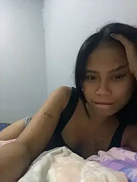 Snapshot of Imyourpinay chatting on January 2, 7:33 am Imyourpinay online show from January 2, 7:33 am