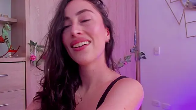 Amatiista online show from March 21, 9:29 pm