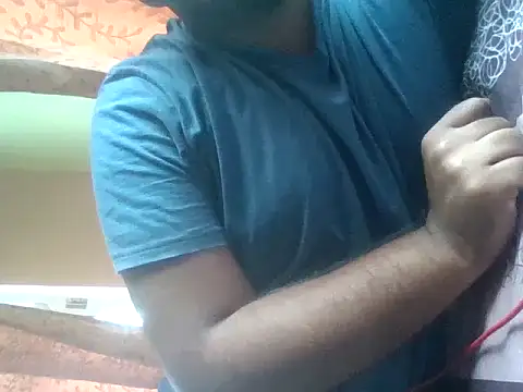 Snapshot of amsnjhuj chatting on October 10, 7:29 am amsnjhuj online show from October 10, 7:29 am