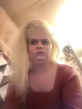 Snapshot of BadAssBitchMakayla chatting on February 8, 11:41 pm BadAssBitchMakayla online show from February 8, 11:41 pm