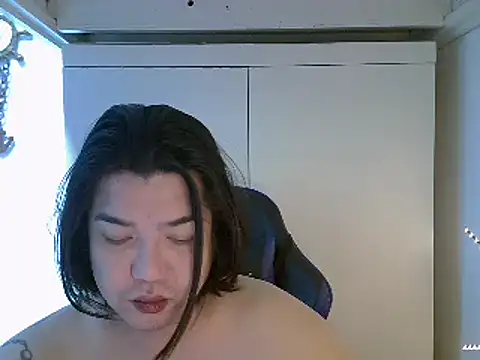 StrawberryWine07 online show from March 14, 6:53 am