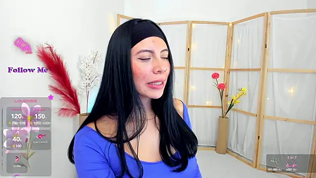 Snapshot of Silvanna-Moree chatting on September 15, 7:58 pm Silvanna-Moree online show from September 15, 7:58 pm