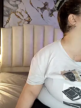 mollieblue69 online show from February 4, 12:55 pm