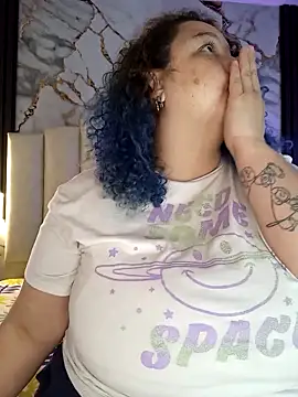 mollieblue69 online show from February 12, 1:17 pm