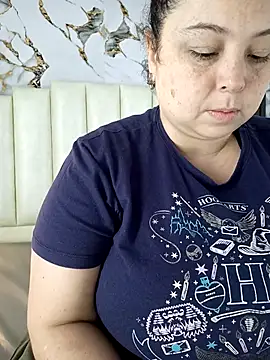 mollieblue69 online show from May 13, 12:57 pm
