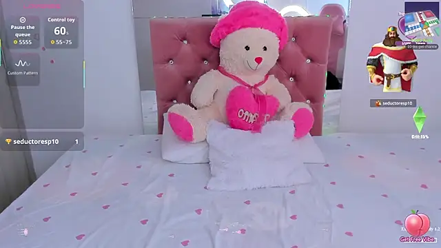 Anamhenao online show from October 19, 11:55 am