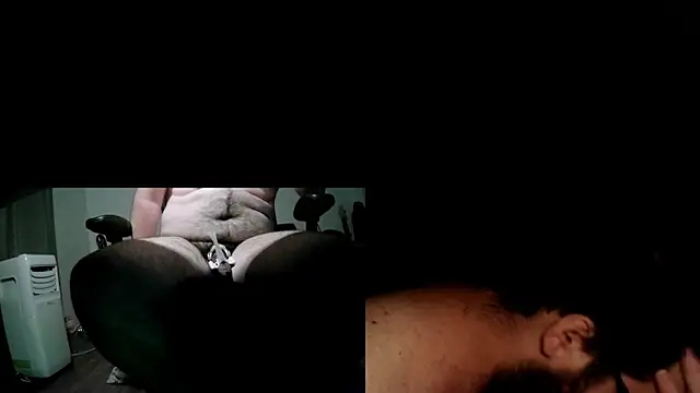 Snapshot of fck_boy123 chatting on July 6, 3:47 am fck boy123 online show from July 6, 3:47 am