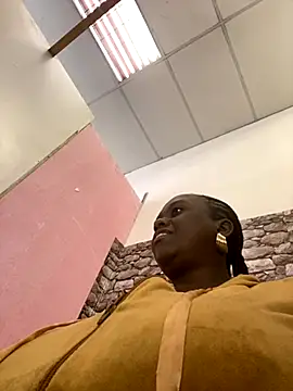 Snapshot of Biggblackboobs chatting on September 29, 7:24 am Biggblackboobs online show from September 29, 7:24 am