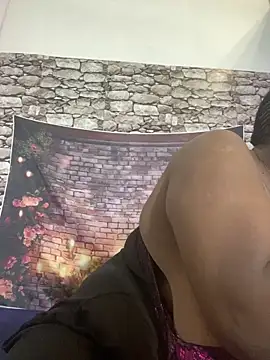 Snapshot of Biggblackboobs chatting on April 7, 7:42 am Biggblackboobs online show from April 7, 7:42 am