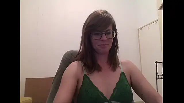 Snapshot of SavannaGirly chatting on March 12, 7:42 pm SavannaGirly online show from March 12, 7:42 pm