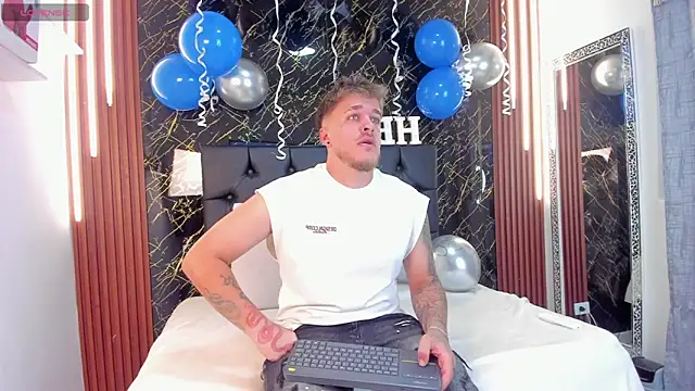 keane lee online show from October 7, 12:13 pm