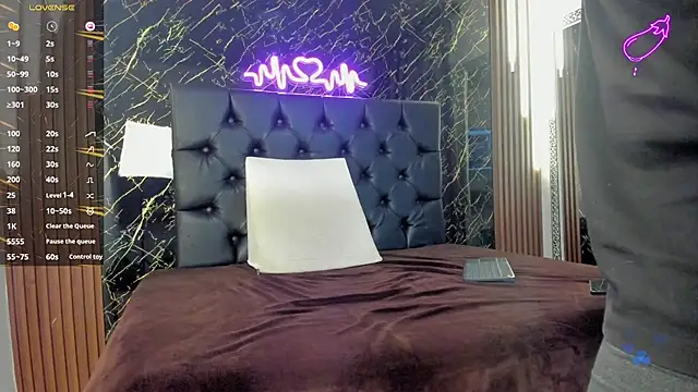 keane lee online show from November 19, 12:49 pm