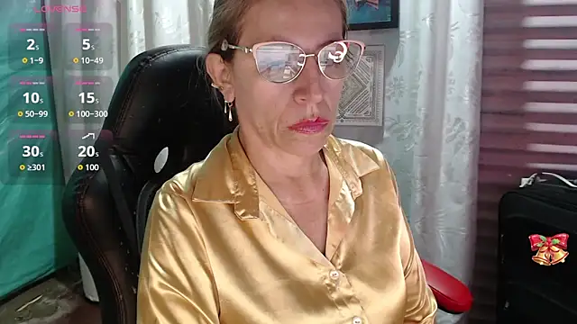 Chayla Ruiz online show from February 18, 9:16 am