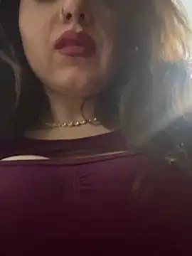 CurlyElisa online show from March 18, 12:16 am