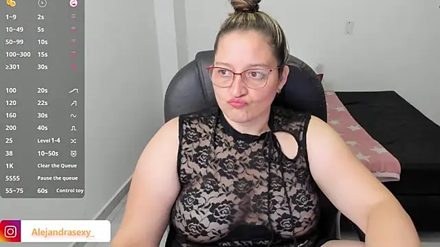 alejandra milf  online show from January 7, 11:07 pm