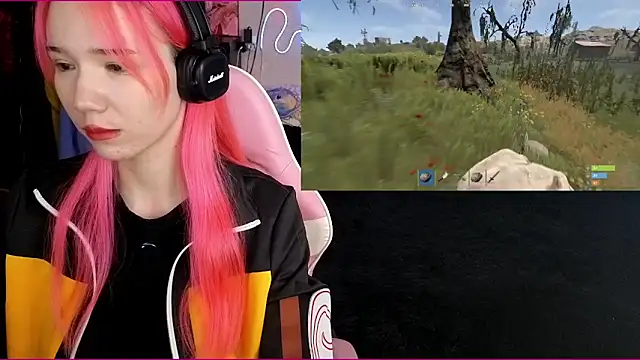 Snapshot of Maya_Viola chatting on November 6, 5:52 am Maya Viola online show from November 6, 5:52 am