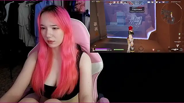 Snapshot of Maya_Viola chatting on November 30, 5:55 am Maya Viola online show from November 30, 5:55 am