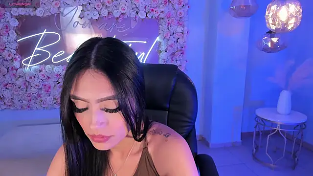 JadeEvansX online show from December 24, 4:51 pm