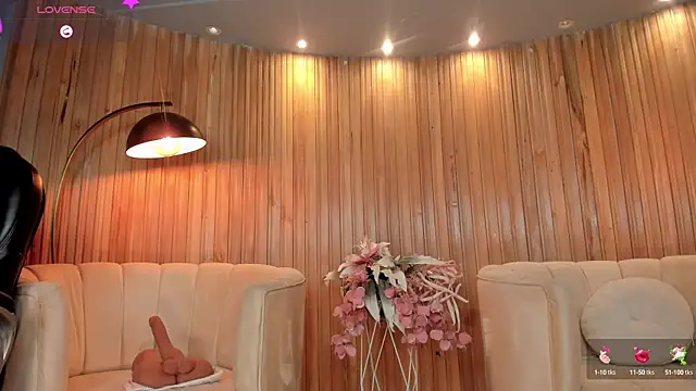 MaryLewis  online show from March 17, 5:49 pm