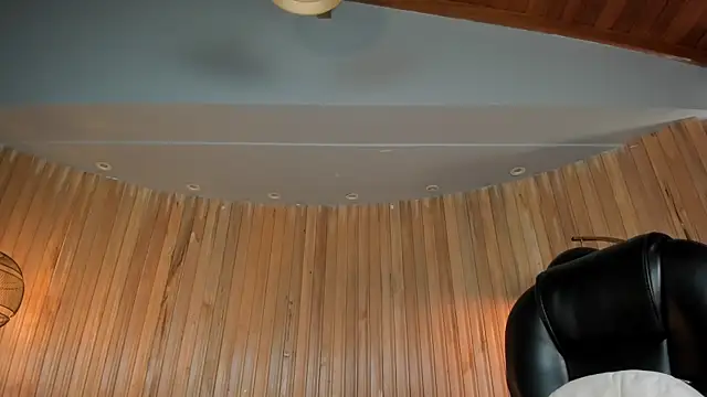 MaryLewis  online show from March 18, 2:48 pm