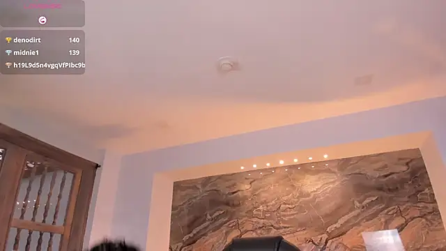 KateSunder online show from February 5, 3:42 pm