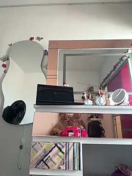 jailyncam  online show from December 15, 2:43 pm