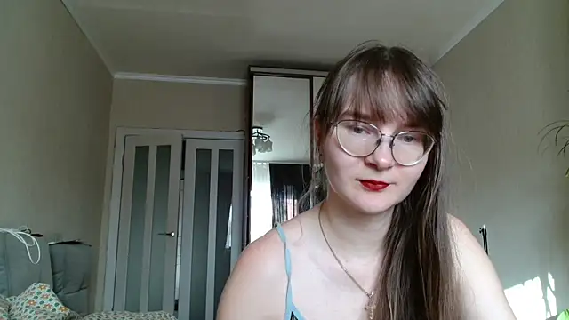 KiraGoldens online show from March 26, 12:11 pm