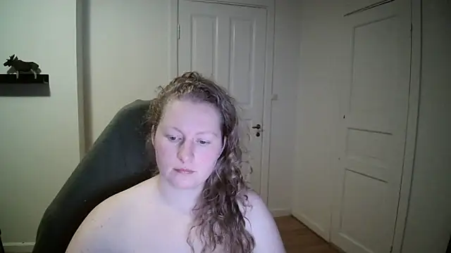 Girlnina-1995 online show from December 2, 10:56 pm