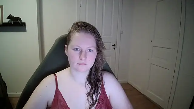 Girlnina-1995 online show from December 9, 9:39 am