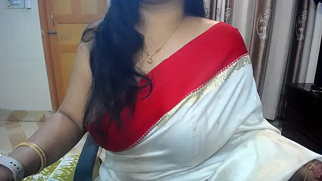 Snapshot of lady_maeda_ chatting on February 22, 5:24 pm lady maeda online show from February 22, 5:24 pm