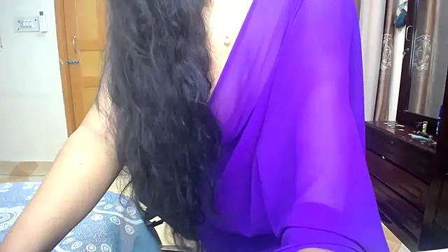 Snapshot of lady_maeda_ chatting on September 12, 6:52 pm lady maeda online show from September 12, 6:52 pm