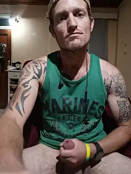 Snapshot of the-billy-blue chatting on April 17, 2:47 am the-billy-blue online show from April 17, 2:47 am