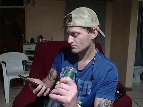 Snapshot of the-billy-blue chatting on April 23, 10:56 pm the-billy-blue online show from April 23, 10:56 pm